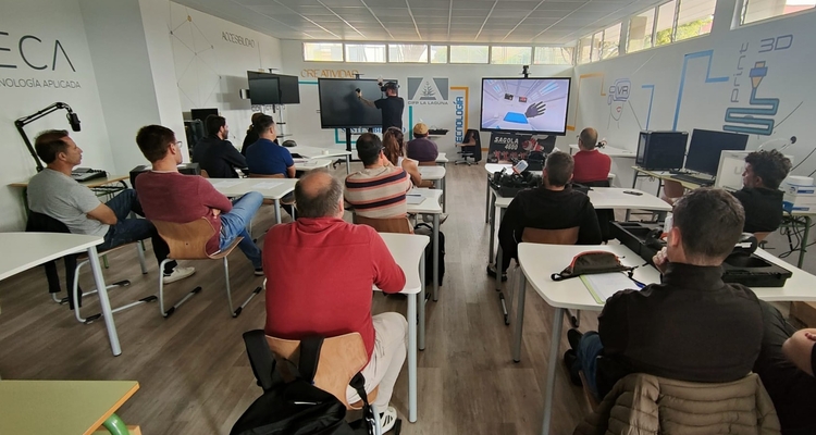 Les cabines de pulvérisation virtuelles SagolaSPRAY™ stimulent la formation professionnelle dans les îles Canaries