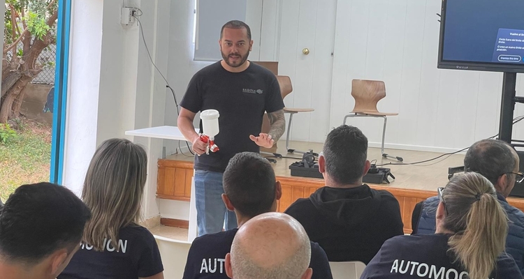 Les cabines de pulvérisation virtuelles SagolaSPRAY™ stimulent la formation professionnelle dans les îles Canaries